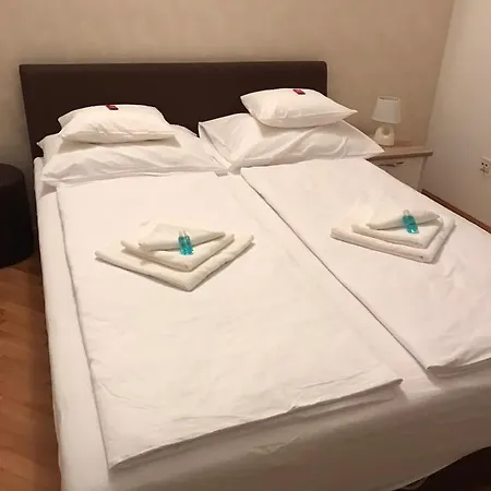 Aparthotel Luna