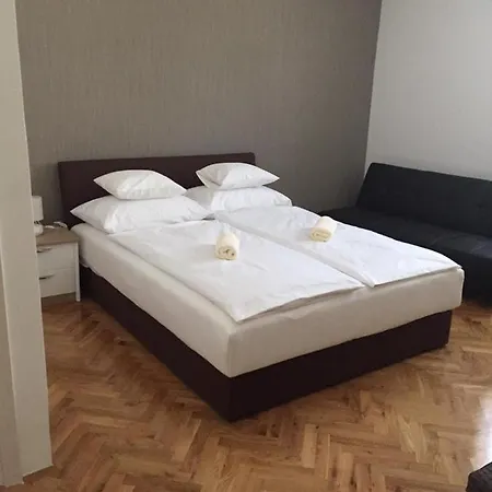Aparthotel Luna *